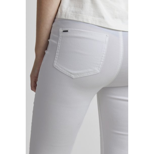 b.young Bykeira Bydixi Capri 