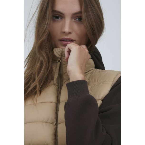 b.young Bybelena waistcoast 