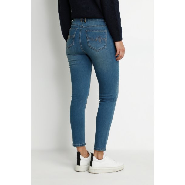 Culture Cukora Jeans Annie Fit 