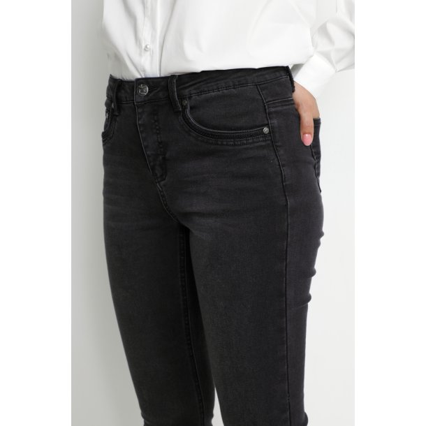 Culture Cukora Jeans Annie Fit 